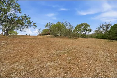 3500 Scull Road, Martindale, TX 78655 - Photo 35