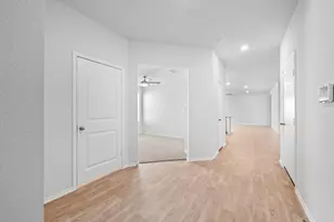 1806 Windsor Blvd, Lockhart, TX 78644 - Photo 3