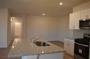 1806 Windsor Blvd, Lockhart, TX 78644 - Photo 3