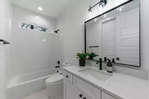 1809 Maple Ave, Austin, TX 78702 - Photo 15