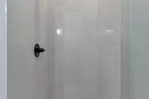 1809 Maple Ave, Austin, TX 78702 - Photo 9