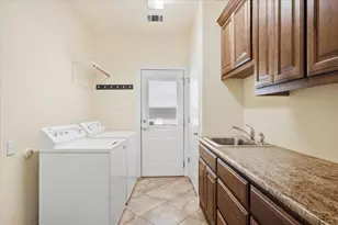 203 Wagon Way, Bastrop, TX 78602 - Photo 27