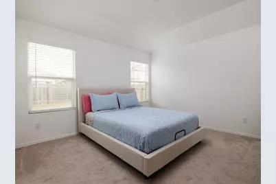 340 Sonterra Drive, San Marcos, TX 78666 - Photo 13