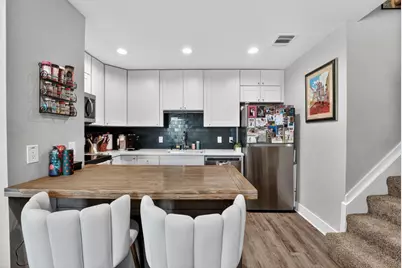 935 La Posada Drive #128, Austin, TX 78752 - Photo 7