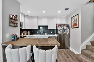 935 La Posada Dr, Austin, TX 78752 - Photo 7