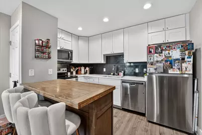 935 La Posada Drive #128, Austin, TX 78752 - Photo 5