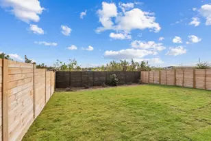 140 Inlet Ln, Leander, TX 78641 - Photo 29