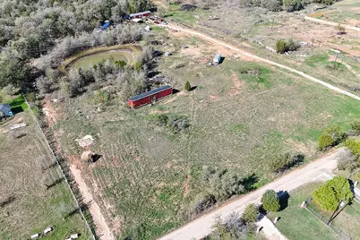 166 Norwood Lane, Elgin, TX 78621 - Photo 3