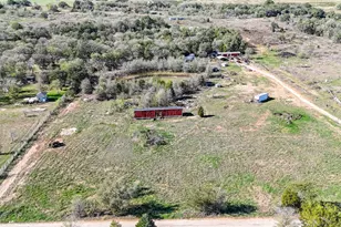 166 Norwood Ln, Elgin, TX 78621 - Photo 13