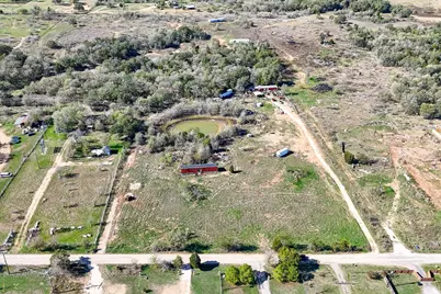 166 Norwood Lane, Elgin, TX 78621 - Photo 5