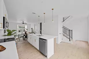 7920 Mullen Dr, Austin, TX 78757 - Photo 9
