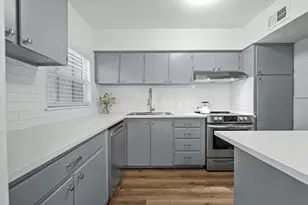 2401 Winsted Ln, Austin, TX 78703 - Photo 9