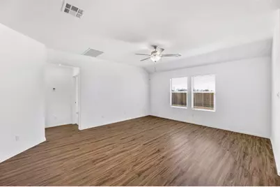 303 Chickasaw Lane, Hutto, TX 78634 - Photo 3