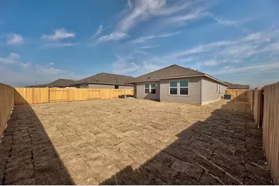 303 Chickasaw Lane, Hutto, TX 78634 - Photo 25