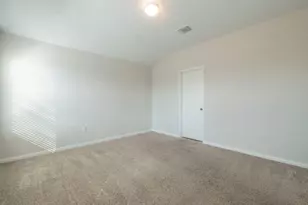 508 Marimoor Dr, Hutto, TX 78634 - Photo 15