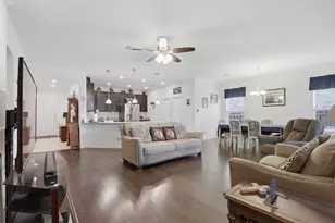 1058 Toltec Trail, Georgetown, TX 78626 - Photo 5