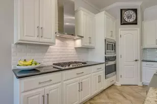 11305 Viridian Way, Austin, TX 78739 - Photo 9