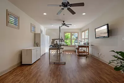 204 Overlook Court, Georgetown, TX 78628 - Photo 17