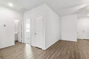 104 Katie Elder Dr, Jarrell, TX 76537 - Photo 21