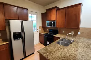 611 Franklin Blvd, Austin, TX 78751 - Photo 1