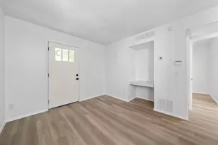 2410 Longview St, Austin, TX 78705 - Photo 3