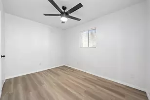 2410 Longview St, Austin, TX 78705 - Photo 7