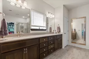 8721 Sikes Way, Austin, TX 78747 - Photo 21