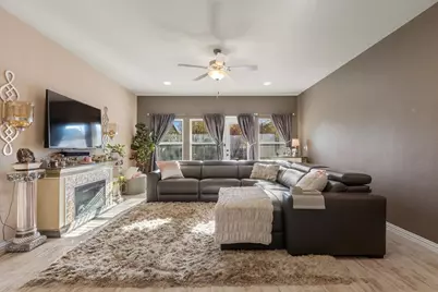 8721 Sikes Way, Austin, TX 78747 - Photo 15