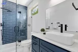 5401 Stuart Cir Dr, Austin, TX 78721 - Photo 15