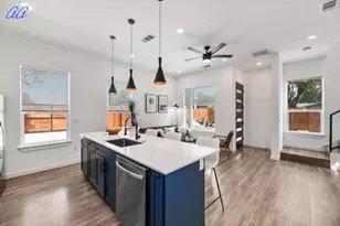 5401 Stuart Cir Dr, Austin, TX 78721 - Photo 9