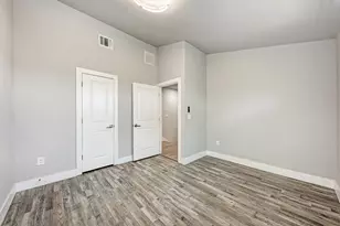 5308 Downs Dr, Austin, TX 78721 - Photo 27