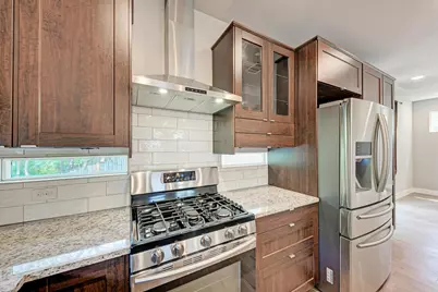 5308 Downs Drive #2, Austin, TX 78721 - Photo 9
