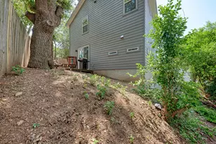 5308 Downs Dr, Austin, TX 78721 - Photo 31