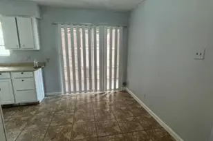 105 Cockerham St, Kyle, TX 78640 - Photo 5