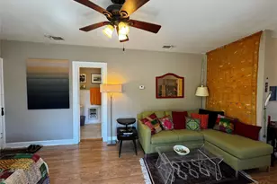 2002 East Side Dr, Austin, TX 78704 - Photo 25