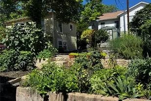 2002 East Side Dr, Austin, TX 78704 - Photo 17