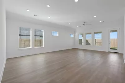 320 Royal Fern Road, Hutto, TX 78634 - Photo 7