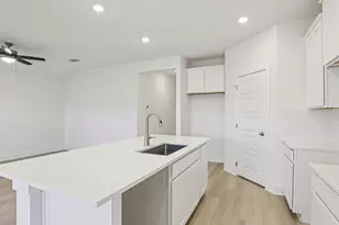 775 Sue Peaks Loop, Dripping Springs, TX 78620 - Photo 5