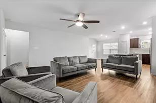 105 Guardian Angel Ct, Jarrell, TX 76537 - Photo 7