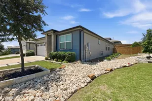 10620 Deaton Ln, Austin, TX 78754 - Photo 5