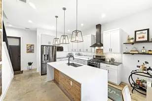 6202 Hickman Ave, Austin, TX 78723 - Photo 11