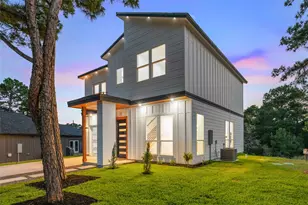 121 Mokolii Ct, Bastrop, TX 78602 - Photo 3