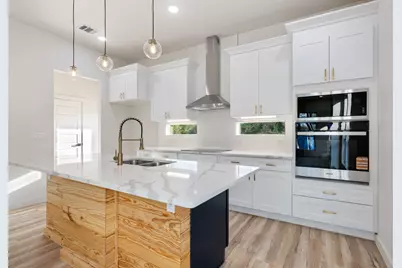 121 Mokolii Court, Bastrop, TX 78602 - Photo 11