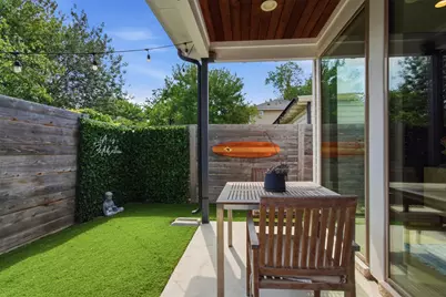2710 Zaragosa A Street, Austin, TX 78702 - Photo 27