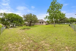 135 Barton Rd, San Marcos, TX 78666 - Photo 9