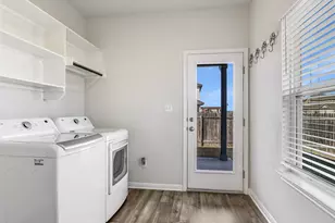 314 Durango Downs Dr, Hutto, TX 78634 - Photo 17