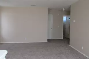 12318 Jamie Dr, Manor, TX 78653 - Photo 9