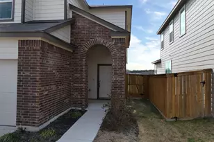 217 Bronco Billy Dr, Jarrell, TX 76537 - Photo 3