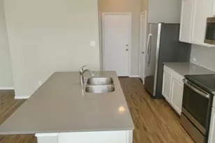 217 Bronco Billy Dr, Jarrell, TX 76537 - Photo 15