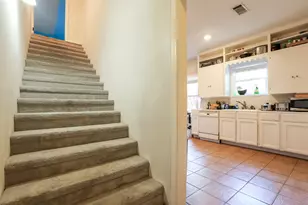 308 E 32nd St, Austin, TX 78705 - Photo 23